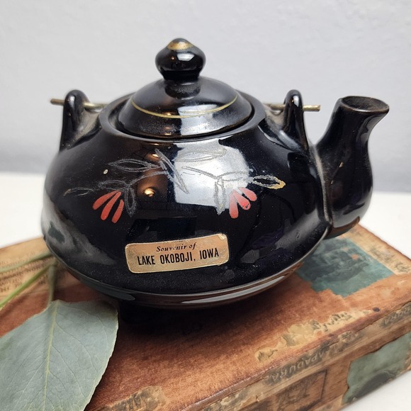 Vintage Clay Black Painted Teapot, Metal Coil Handle, Spry Painted Rooster - Picture 6 of 8